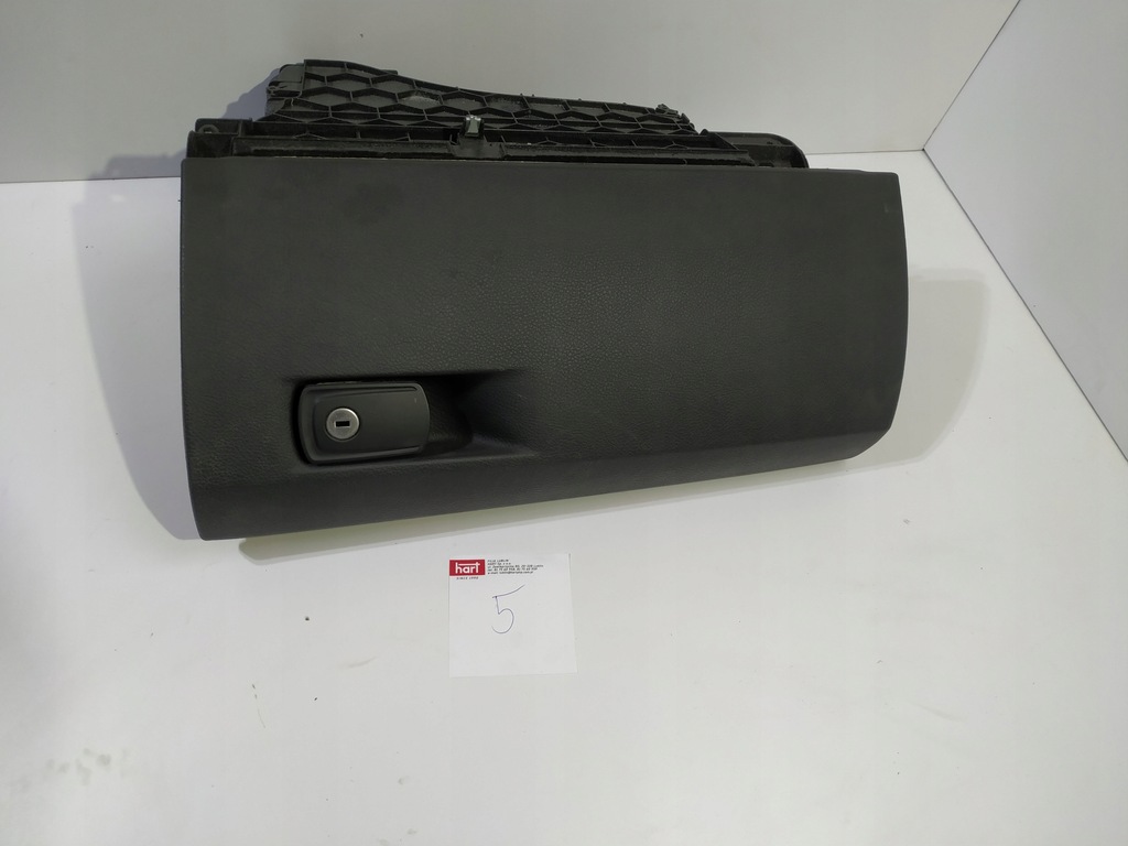 фото №1, Бардачок пасажира bmw f30 9228284 #02