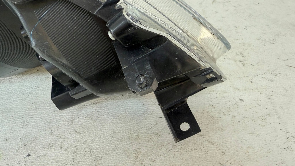 фото №7, Mitsubishi space star ii lift лампа передня перед ліва 8301c193