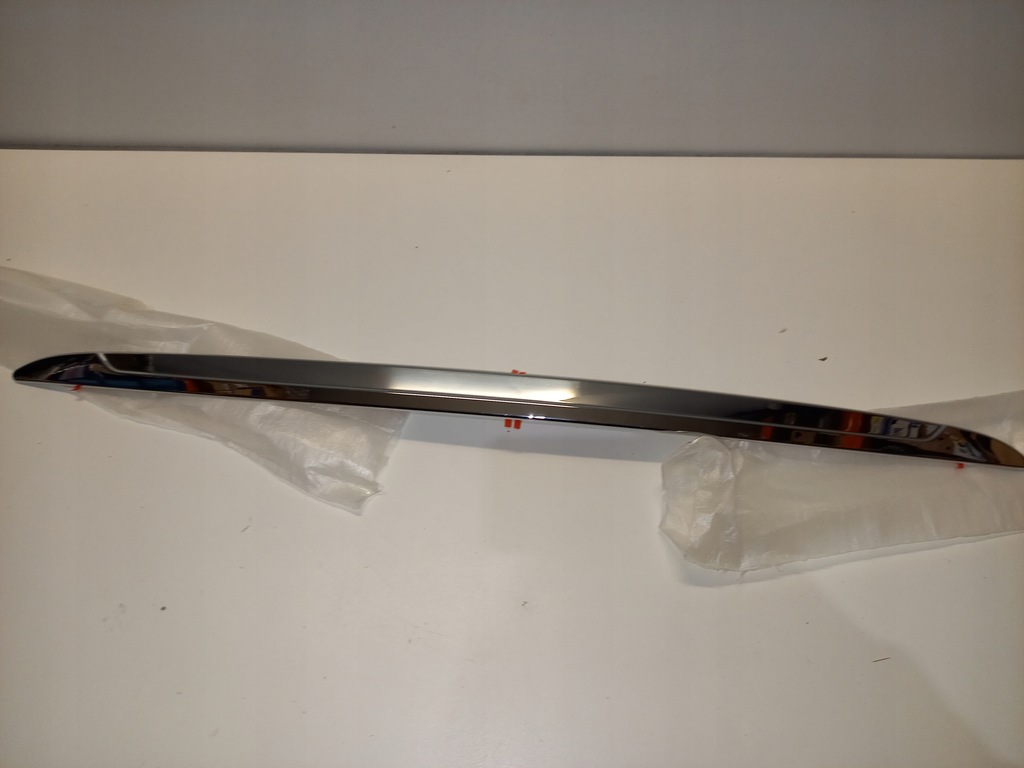 фото №1, Space star mirage молдинг крышки багажника задняя oem