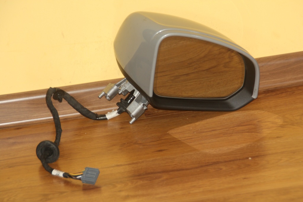 фото №1, Xc40 volvo xc-40 фотохромний складний 14 pin