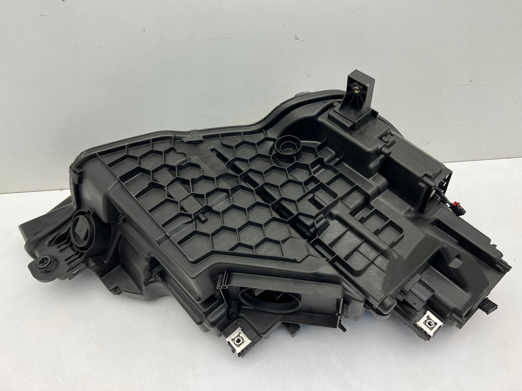 фото №6, Audi e-tron 4ke лампа передняя левая full led