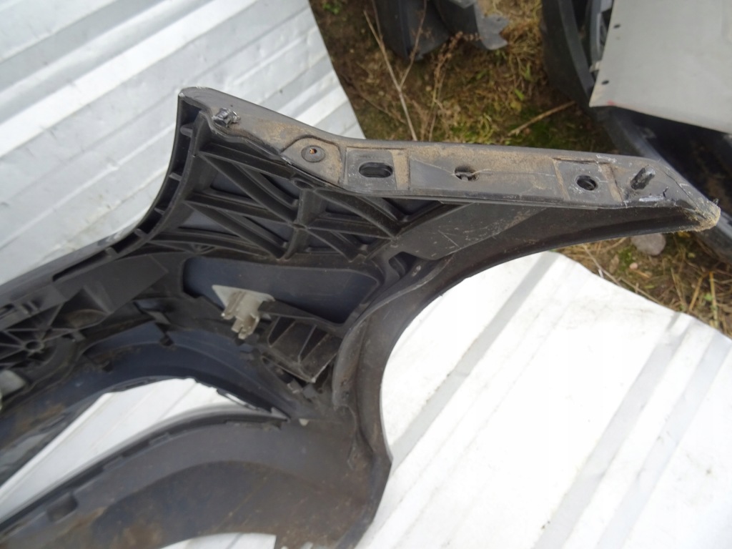 Бампер перед mercedes c-klasa w204 рестайлинг  10- оригинальный номер Недорого