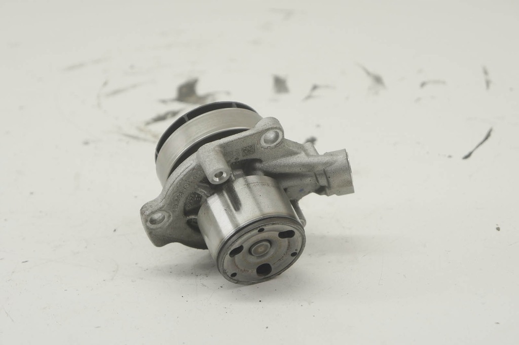 фото №4, Hb470 audi a4 b9 2.0tdi насос wody