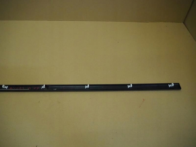 фото №6, Молдинг боковая дверь правый перед honda accord vi