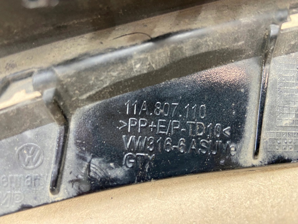 фото №13, Спойлер накладка бампера перед vw id.4 11a