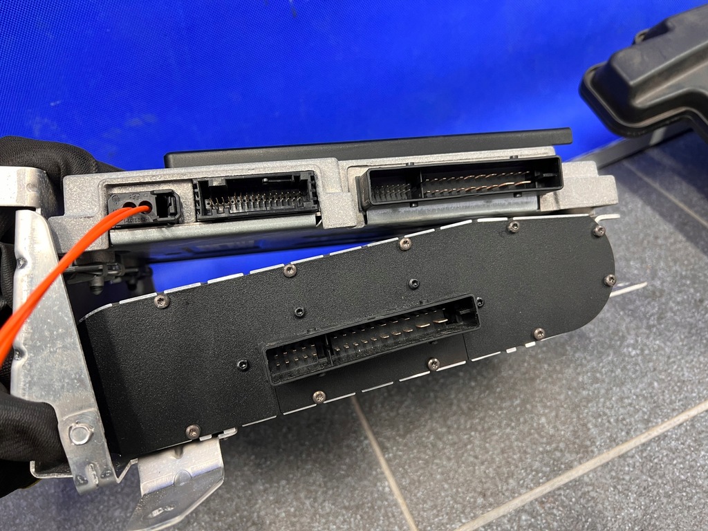 фото №9, Audi a8 s8 d4 аудіосистема bang&olufsen 4h0035466