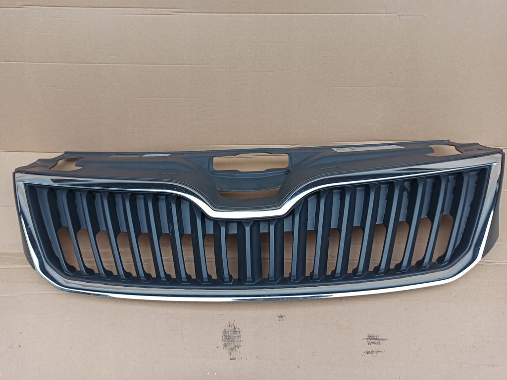 фото №2, Решётка радиатора решётка радиатора skoda rapid 5ja853668