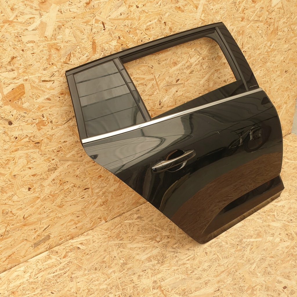 фото №4, Renault megane iv kombi дверь правый задняя tegne