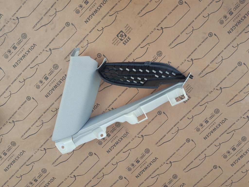 фото №1, Обшивка стойка iwa audi оригинальный номер 8t8867287a