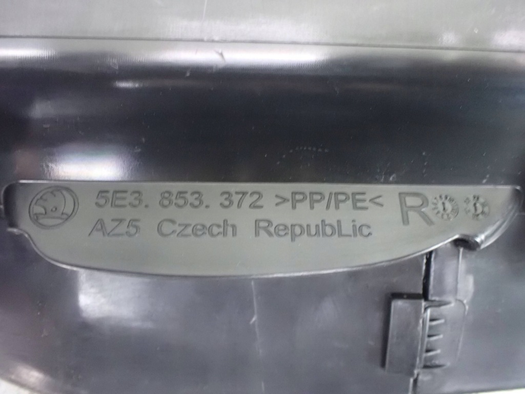 фото №9, Skoda octavia mk4 2020 правая сторона запчасти порог i стойка