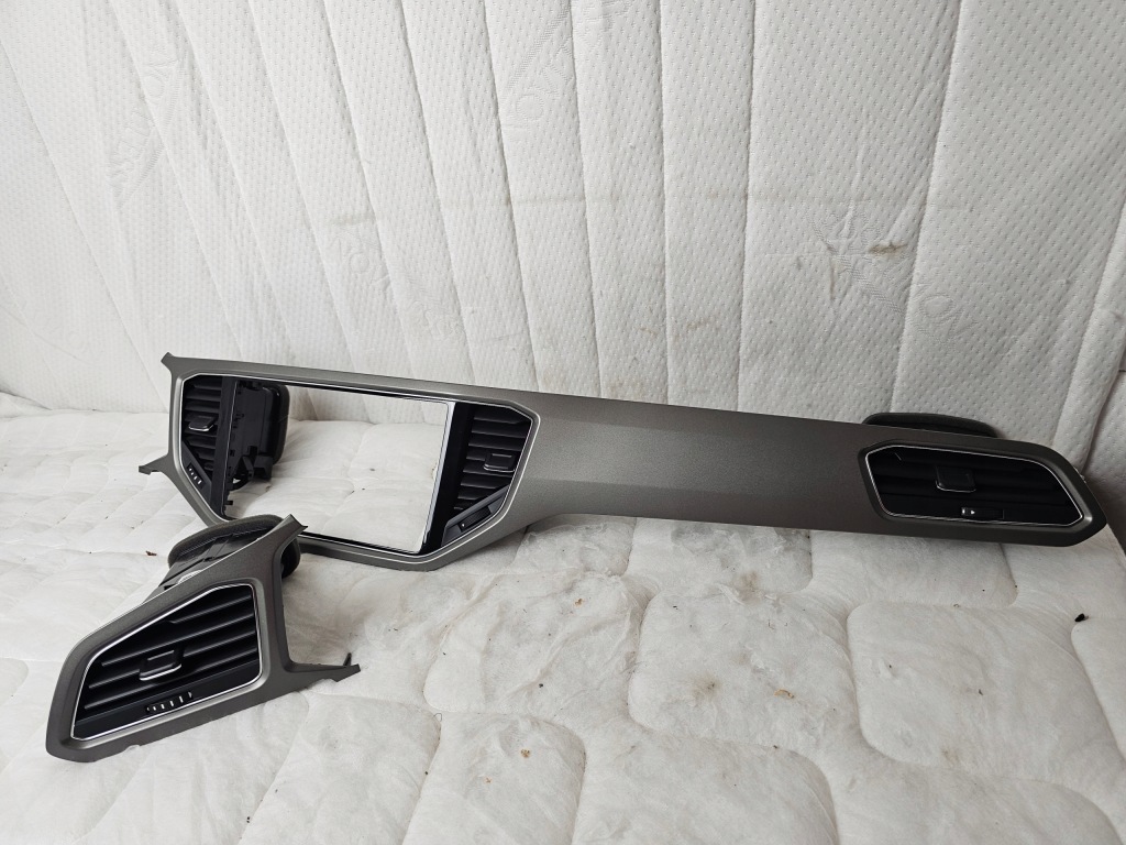 Купить Декоративная  молдинг накладка консоли впуск решётка обдув vw t-roc troc 2ga858416c