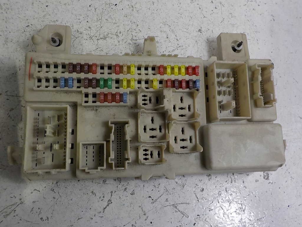 Купити Mazda 3 i модуль bsi uch bs4h 66730c