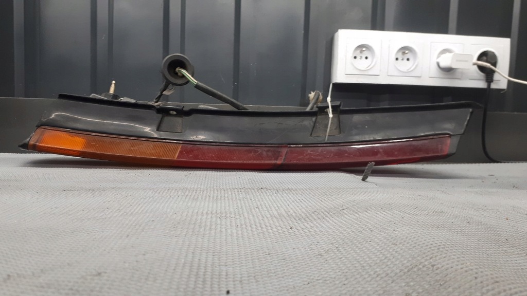 фото №13, 12-263 лампа правая toyota corolla kombi 99-92r