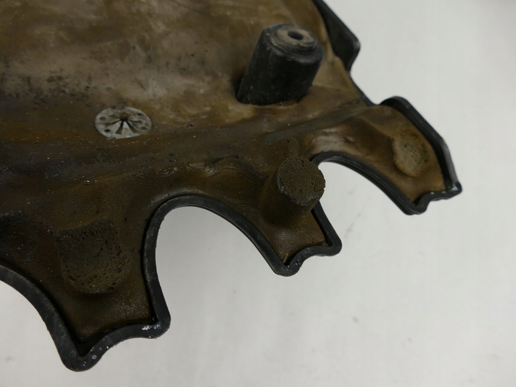 фото №8, Rover 75 2.5 v6 защита двигателя верхний крышка