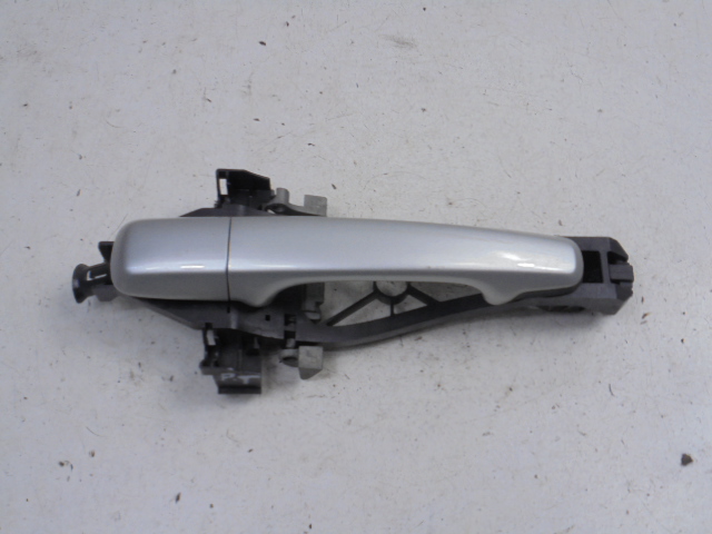 фото №1, Volvo v50 s40 ii ручка наружная правая задняя 04-07 5d 30663866 серебристая