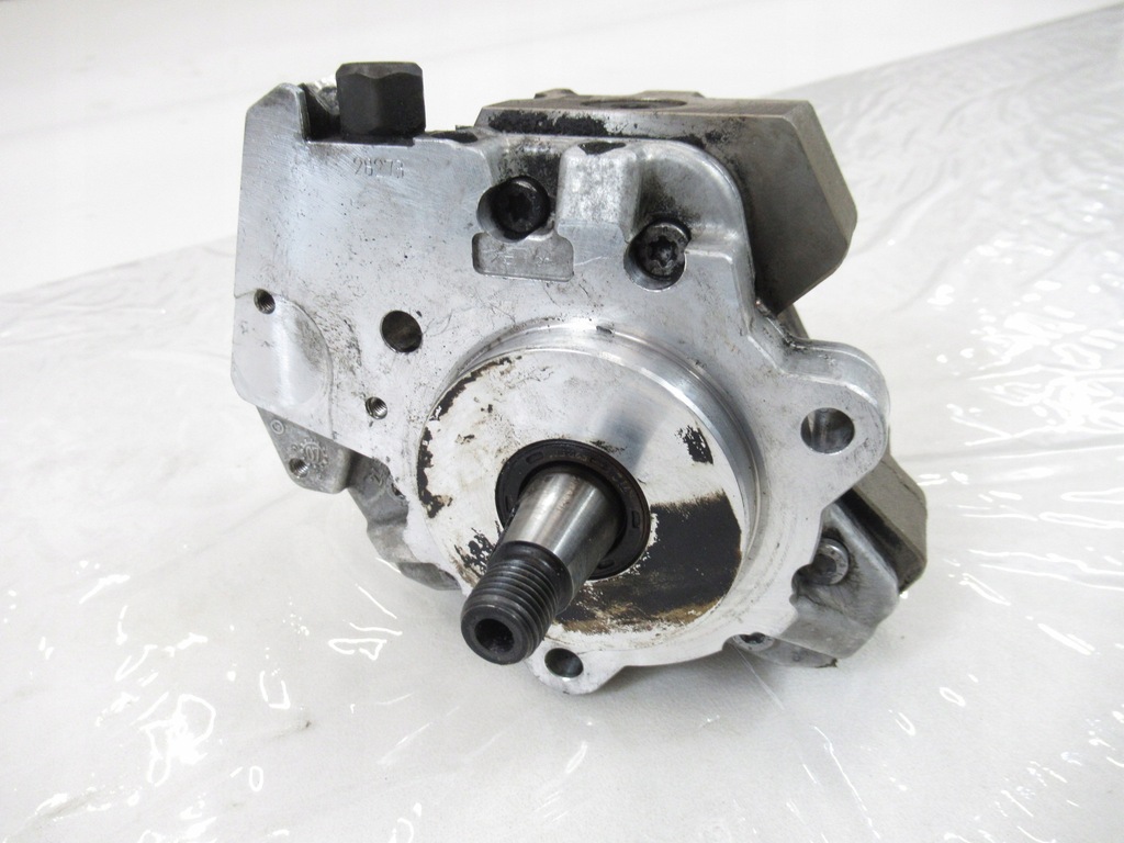 фото №1, Насос упорскування bmw e46 e60 e90 7795713 0445010127