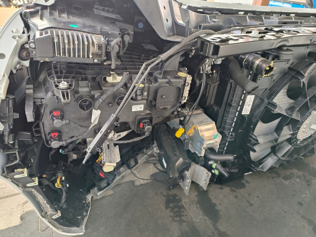 фото №6, Бампер капот крыло pas усилитель лампы bmw 7 g70 цвет a300