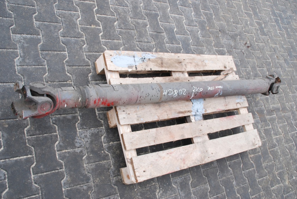 Купити Wał привідний renault premium dxi 460 208cm 6x2