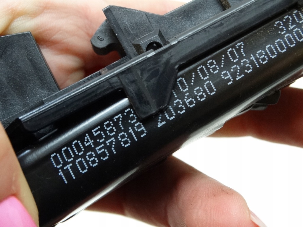 фото №7, Кронштейн напрямна поперечина права octavia ii 1t0857819