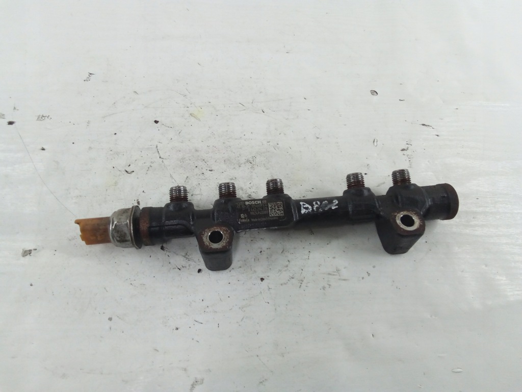 фото №1, H812 молдинг впрыскная crossland 1.6 0445214318