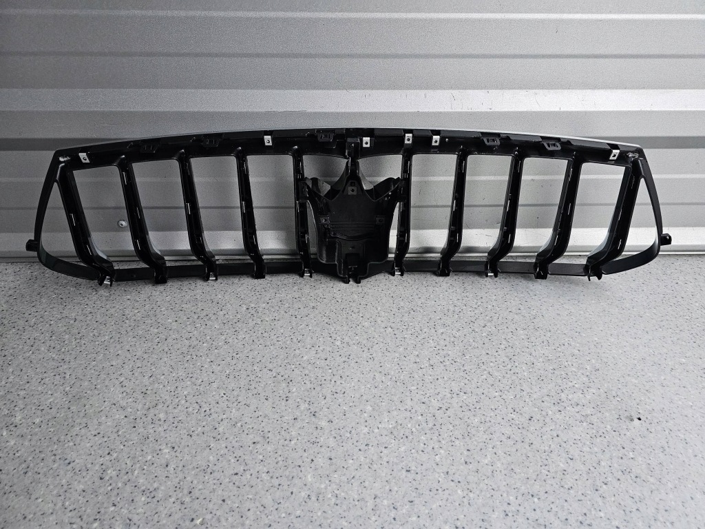 Maserati ghibli m 157 рестайлинг  решётка радиатора решётка радиатора 670997576 Недорого