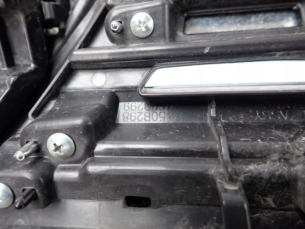 фото №14, Mitsubishi outlander iii lift 18-22 решётка радиатора решётка радиатора 7450b298