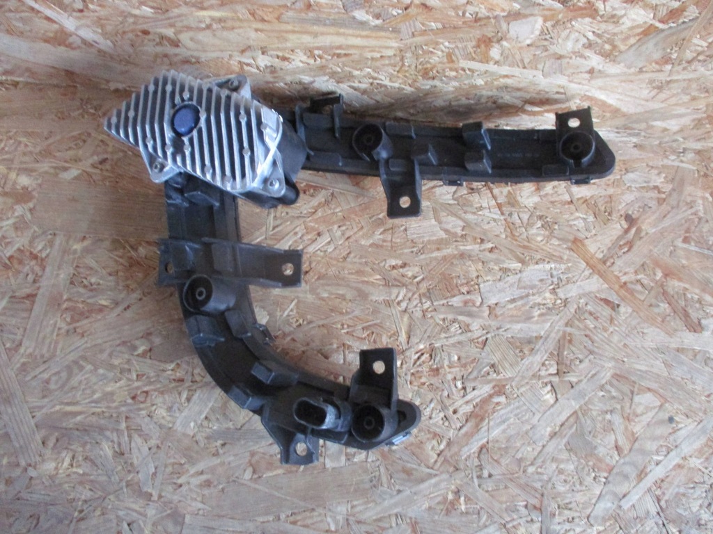 Противотуманная фара led левый vw e-up Оригинал