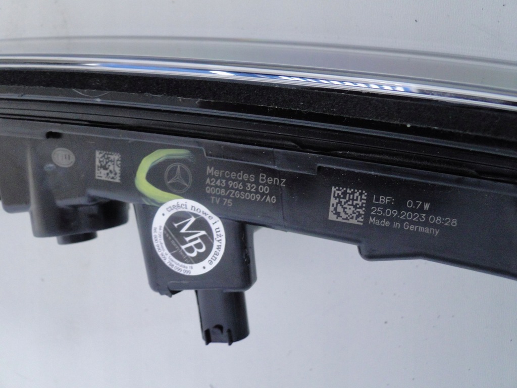 фото №13, Mercedes eqa 243 h243 eqb x243 лампа передняя накладка led drl