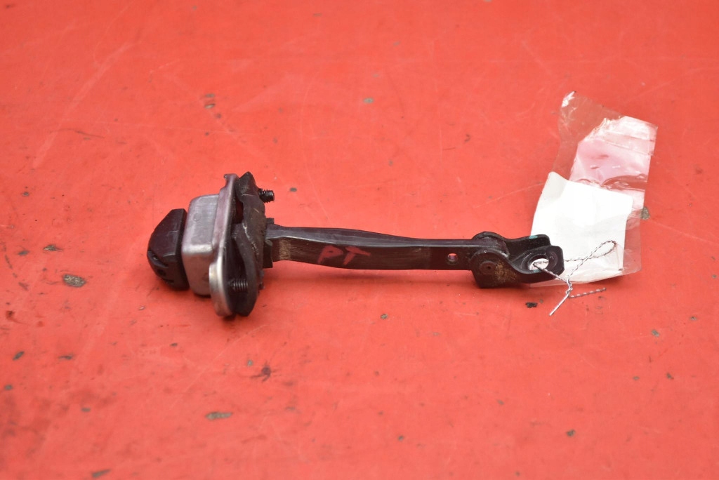 фото №2, Обмежувач двері правий задня dacia spring 21-