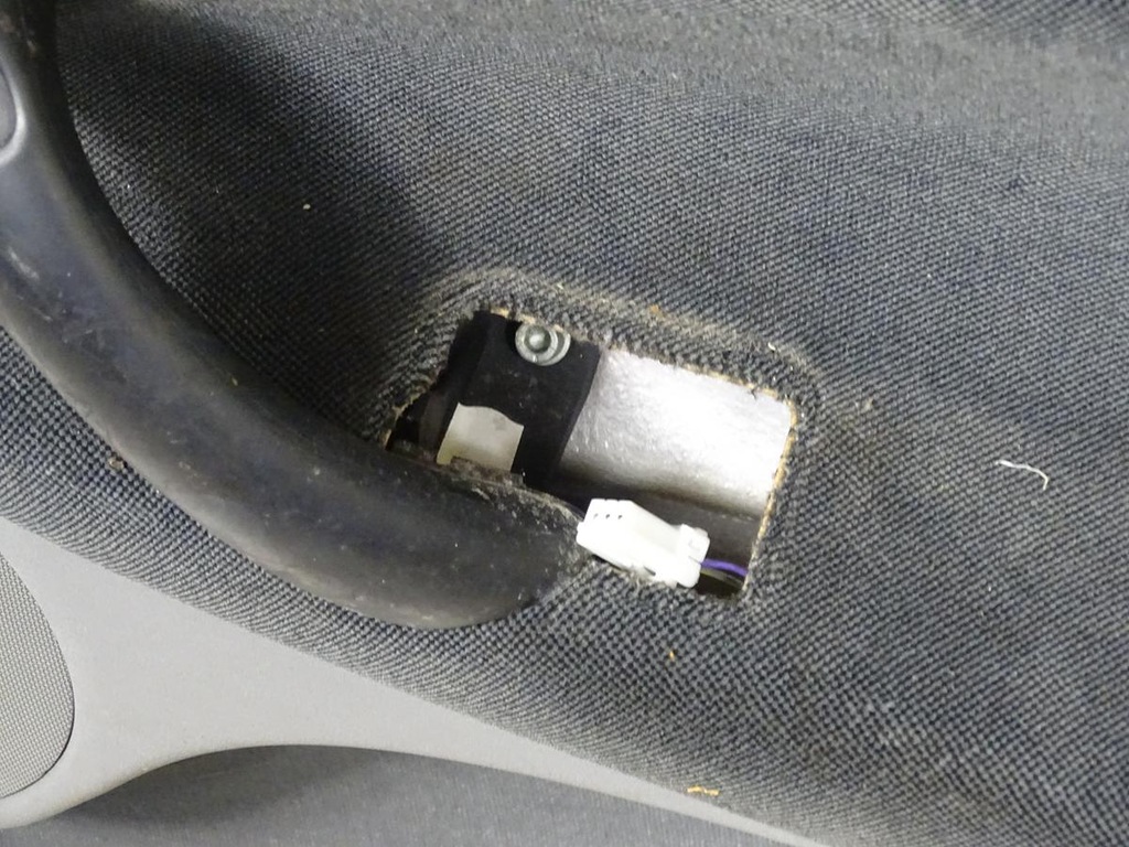 фото №12, M836 дверь правый перед alfa romeo 147 3d 130 b/b