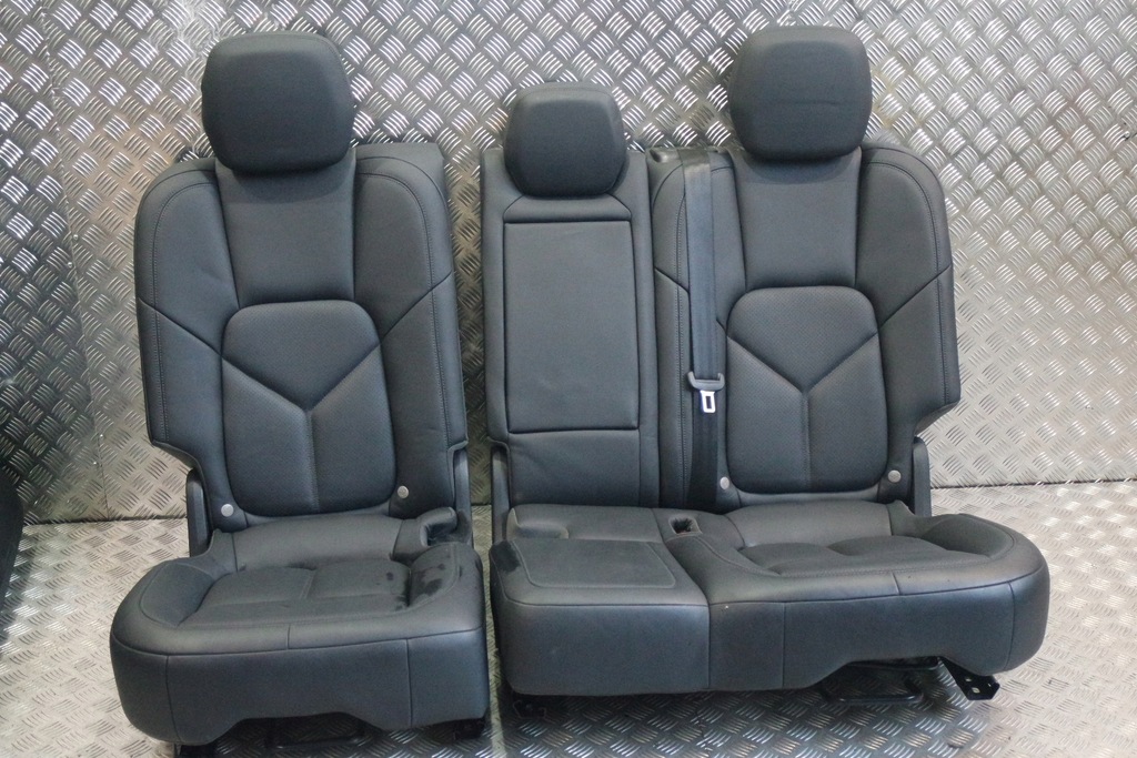 фото №10, Сиденья кожа заднее сиденье обшивки porsche cayenne 7p5 f99