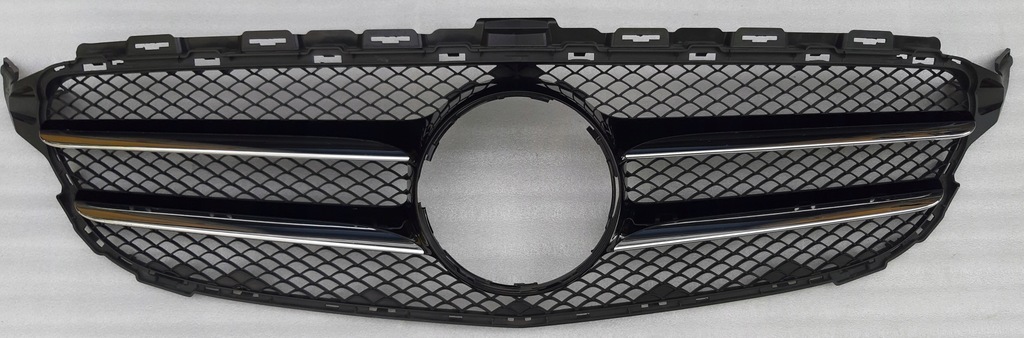 фото №1, Mercedes c-klasa w205 решётка радиатора решётка радиатора night-paket чёрный