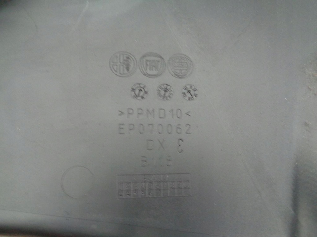 фото №8, Оббивка обшивка alfa romeo mito 2008- правий задній