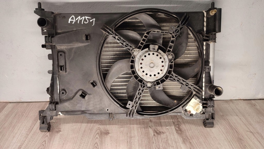 фото №3, Opel adam corsa d e комплект радиатор вентилятор