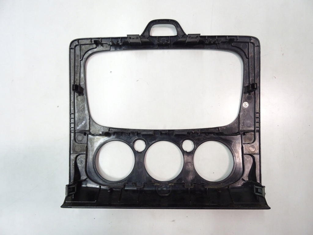 фото №2, Ford focus mk2 рамка защита радио консоли карбон