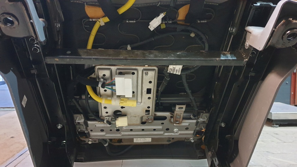 фото №7, Сидіння лівий перед водія kia carnival ii 2010r