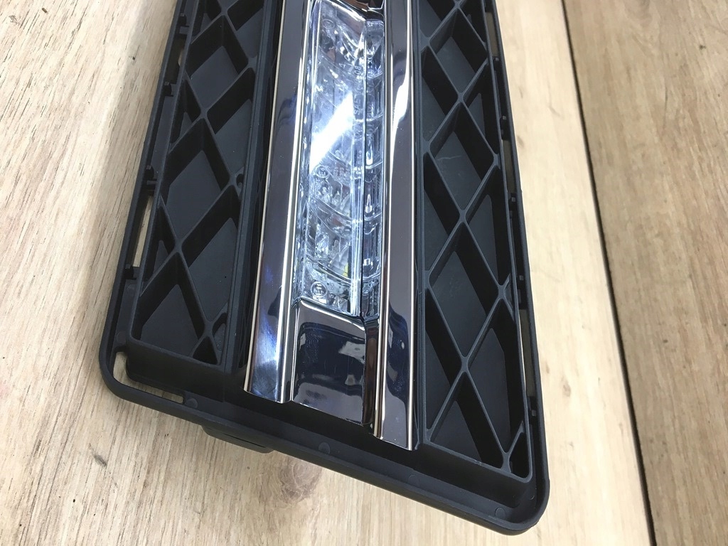 фото №12, Решётка хром левый do glk x204 2008-2012r. свет led drl движение dziennej