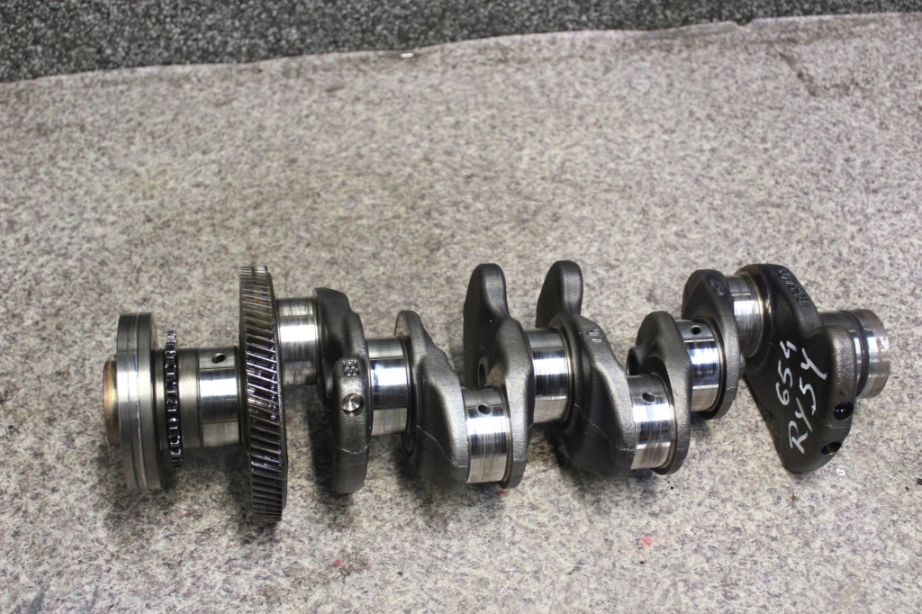 Купить Mercedes e-klasa w213 2.0cdi 654.920 wał коленчатый r65401 a65421