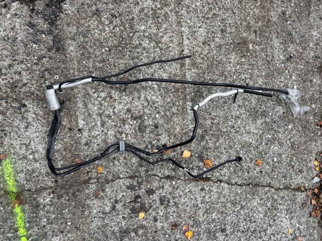 фото №1, Dodge ram 1500 v 19- дроти паливні двигуна