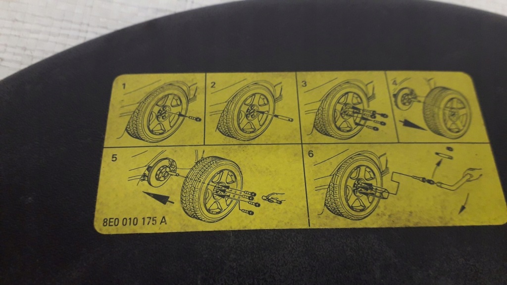 фото №3, Захист колеса запасного audi 8d9012116 8d9010140