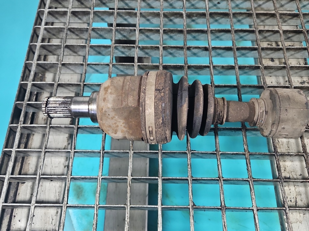 фото №2, Приводной вал перед левая kia ceed ii 12-18 1.6 crdi механическая коробка передач 6b