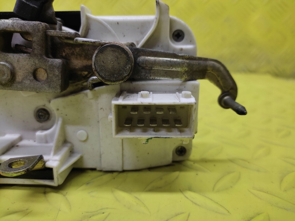 фото №3, Citroen c8 замок двері правий перед