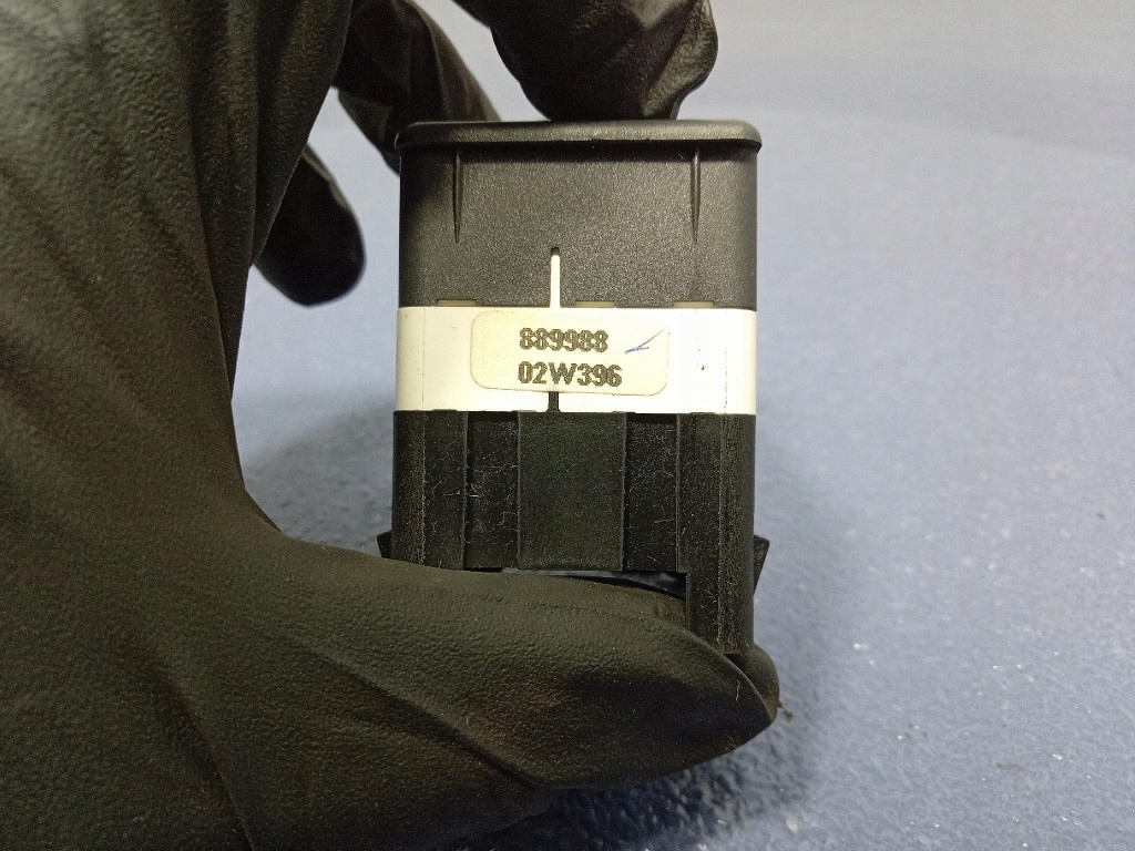 фото №5, Volvo s40 v40 i перемикач комп'ютер 889988