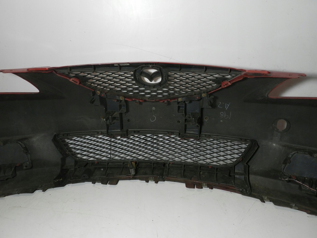 фото №12, 226.zderzak перед передний mazda 3 i bk 03-06 sedan решётка радиатора