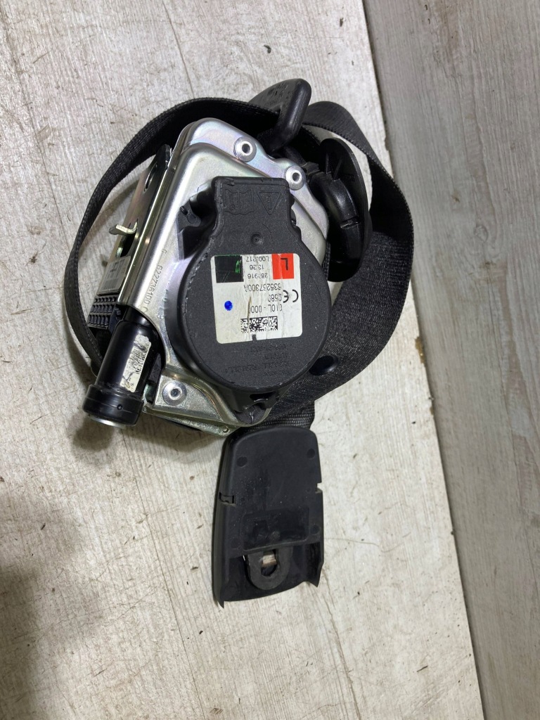 Купить Mini clubman f54 2016 ремень левое  перед