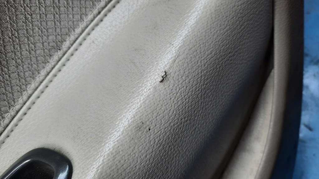 фото №12, Обивка дверь правое задняя задние volvo s60 00-04r