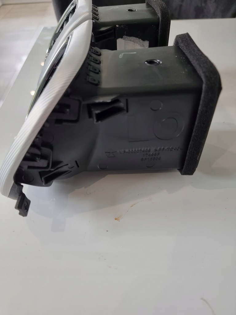 фото №7, Jeep grand cherokee wk2 lift решётка обдув левая