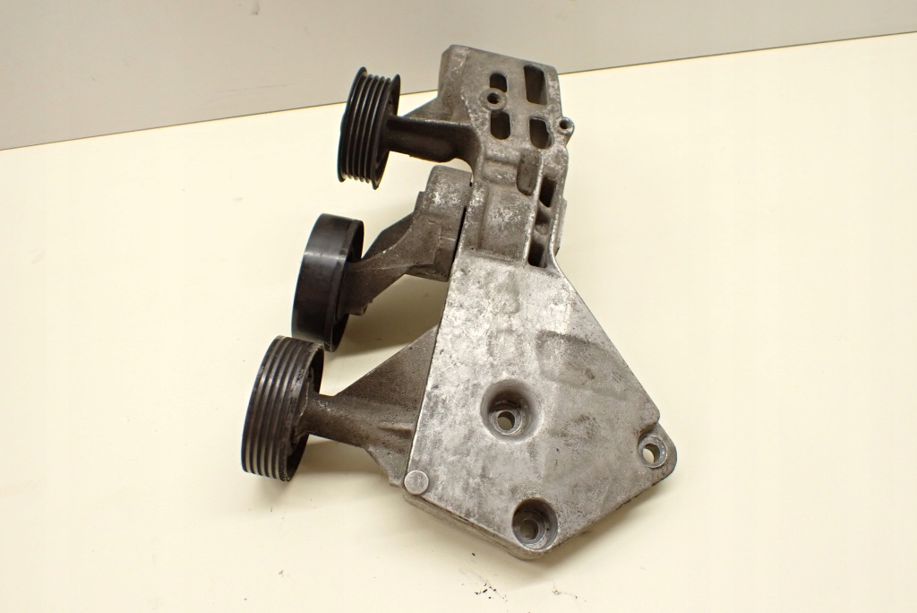 Кронштейн кронштейн генератора ролики mercedes w168 a klasa 1.7 cdi a1662020740 Оригинал