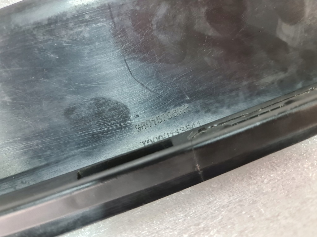 фото №7, Renault clio iv 4 спойлер накладка бампера перед передняя 960157969r