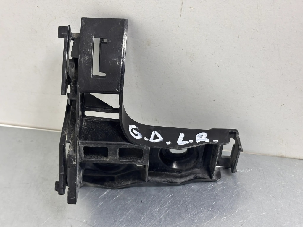 фото №1, Volkswagen golf sportsvan 2016 задняя сторона правая элементы крепёжные